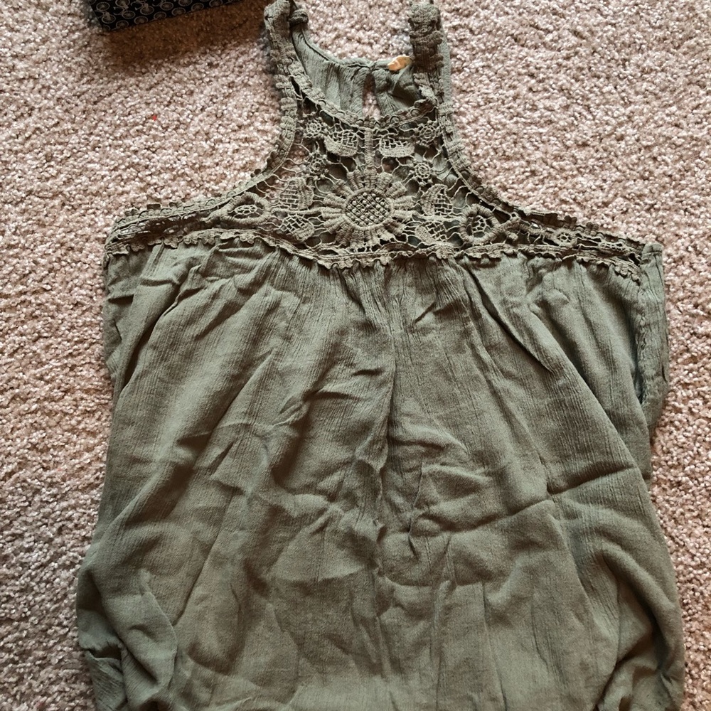 Hollister Top